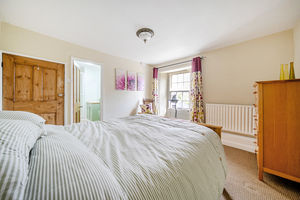 Photo 17- click for photo gallery